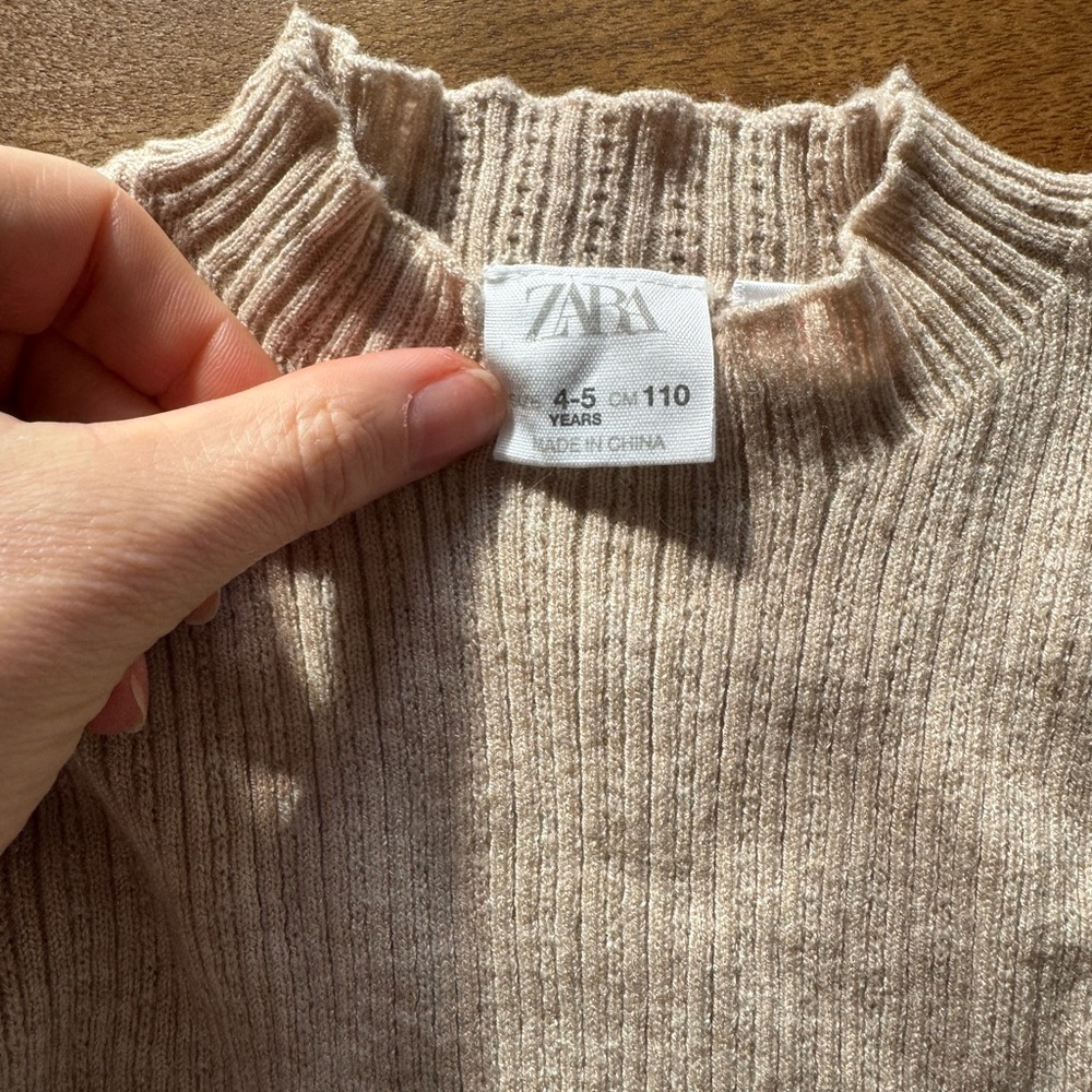 Zara Ribbed Light Beige Sweater - Picture 2 of 2